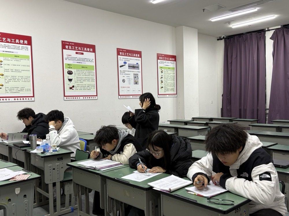 日常巡课38